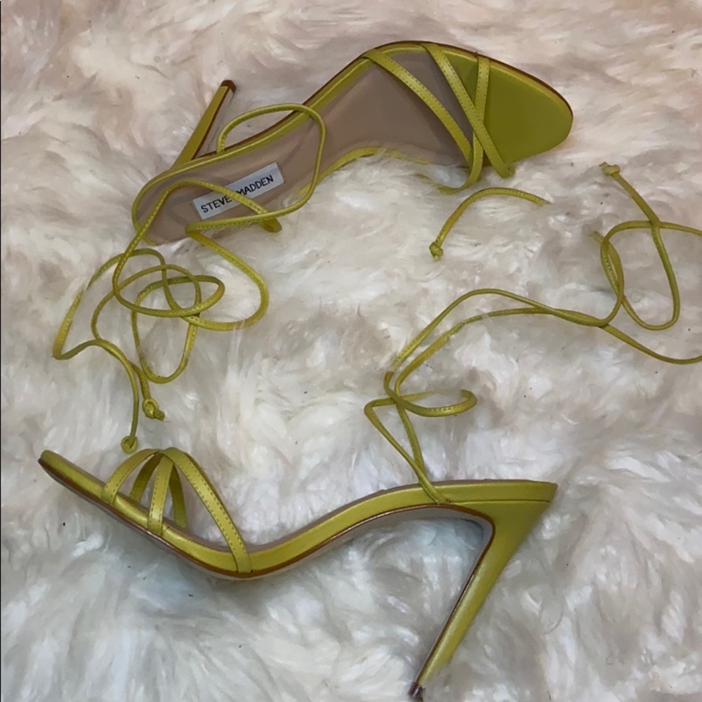 Steve Madden clarissa lace up stiletto heels